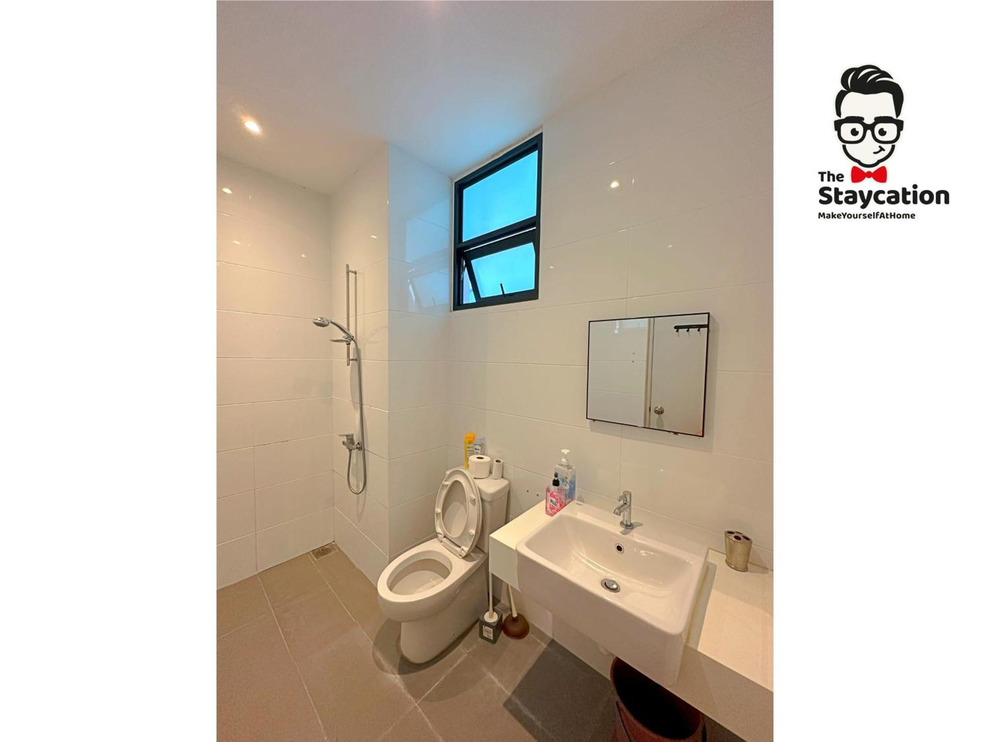 Staycation 11 Royal Richmond Near Airport Apartment Kuching